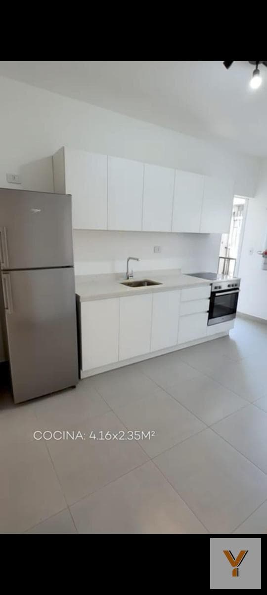 Apartment for Sale - 2 Bedrooms, 1 Bathroom - 60 m² - Lanús