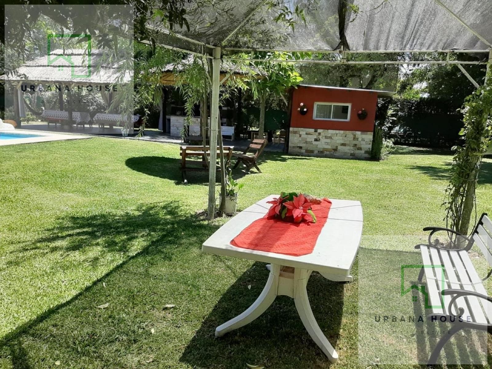 House - El Cazador Neighborhood