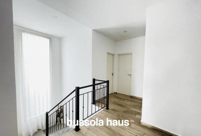 House for sale: 3 bedrooms, inner lot with boat slip in Vila Marina 1
