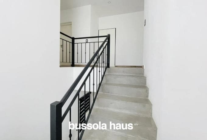 House for sale: 3 bedrooms, inner lot with boat slip in Vila Marina 1