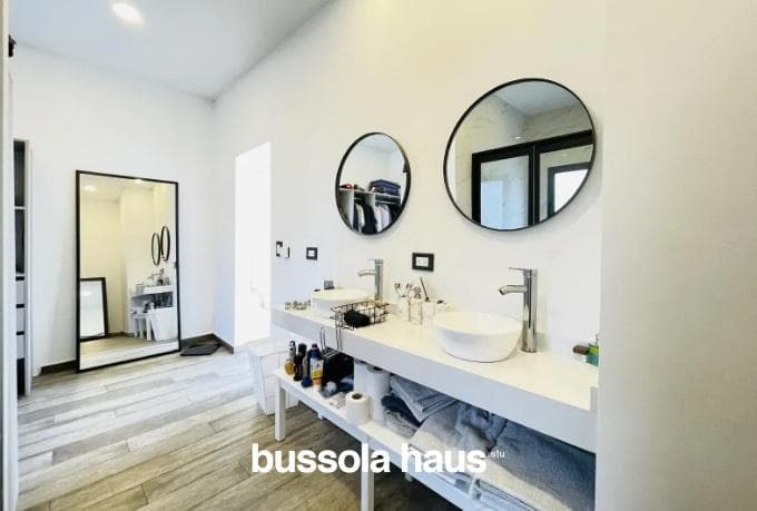 House for sale: 3 bedrooms, inner lot with boat slip in Vila Marina 1