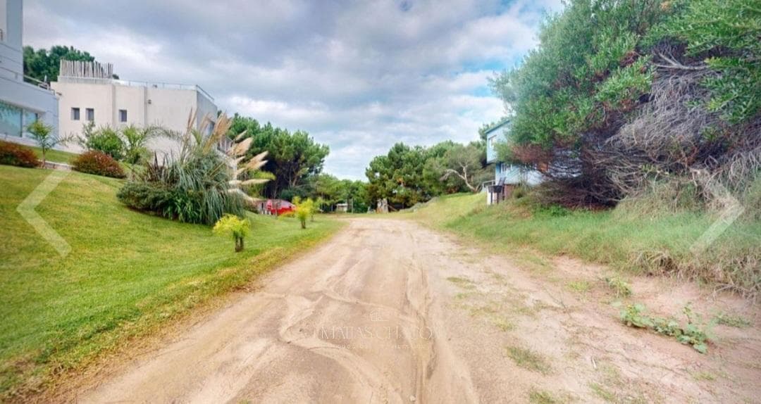 OPPORTUNITY!! Land in Costa Esmeralda