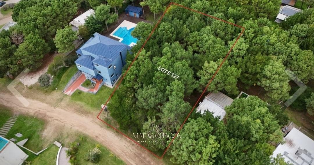OPPORTUNITY!! Land in Costa Esmeralda