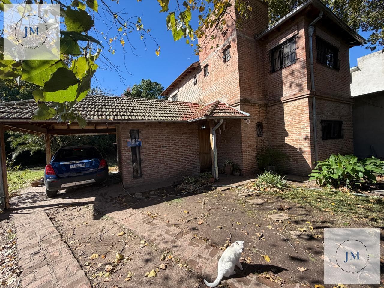 House on Francisco Alvarez Street