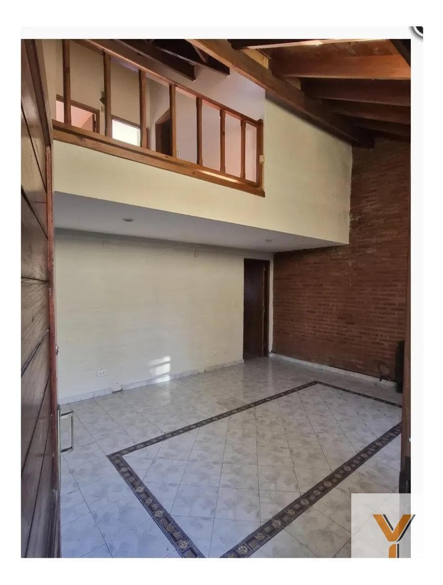 House for Rent - 3 Bedrooms, 2 Bathrooms - 120 m² - Mar del Plata