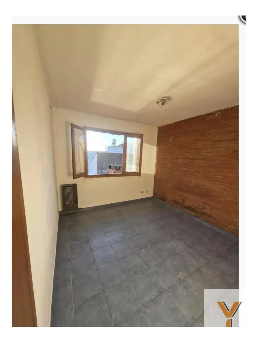 House for Rent - 3 Bedrooms, 2 Bathrooms - 120 m² - Mar del Plata