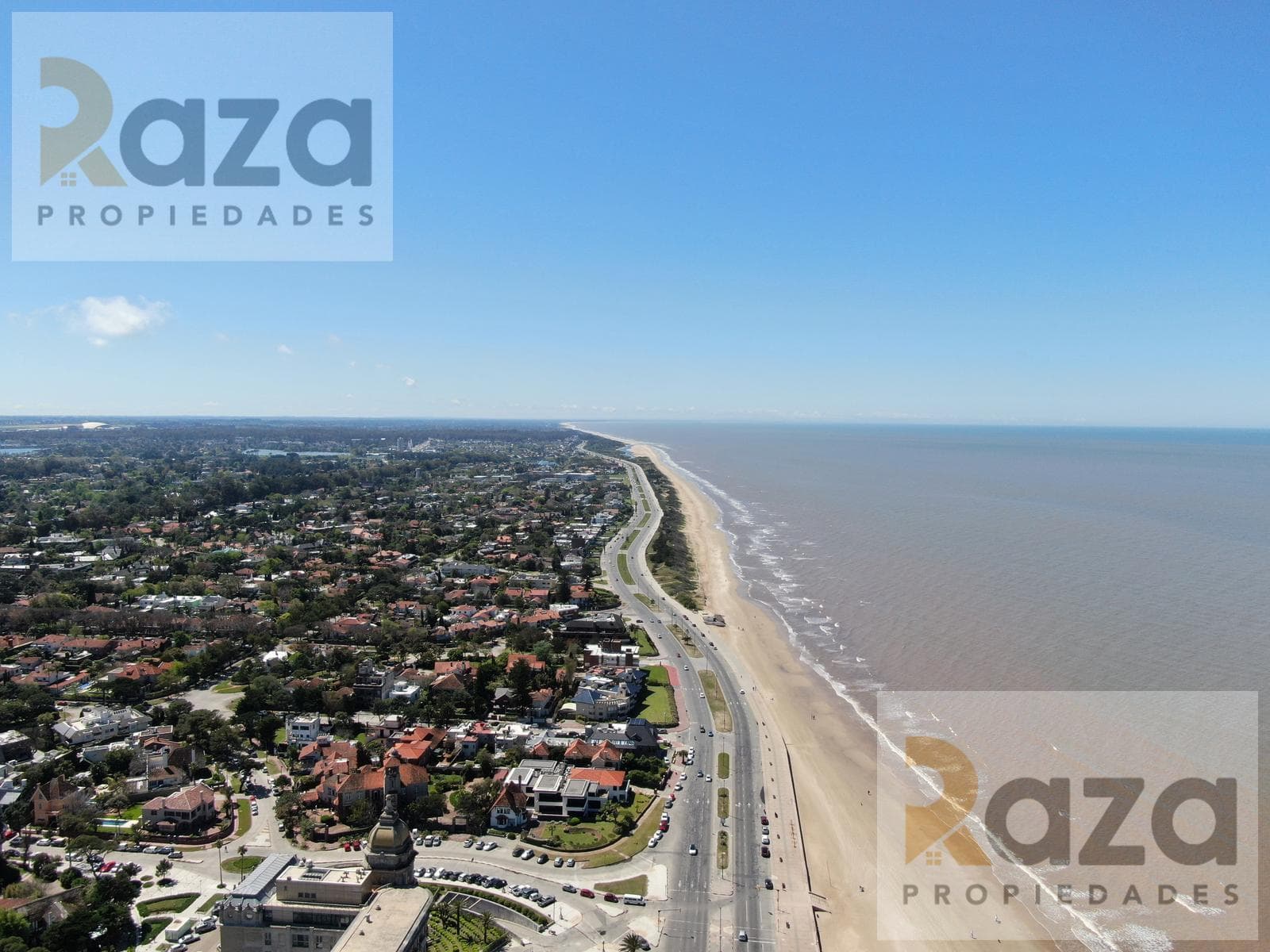 3-Bedroom Apartment for Sale in Barra de Carrasco