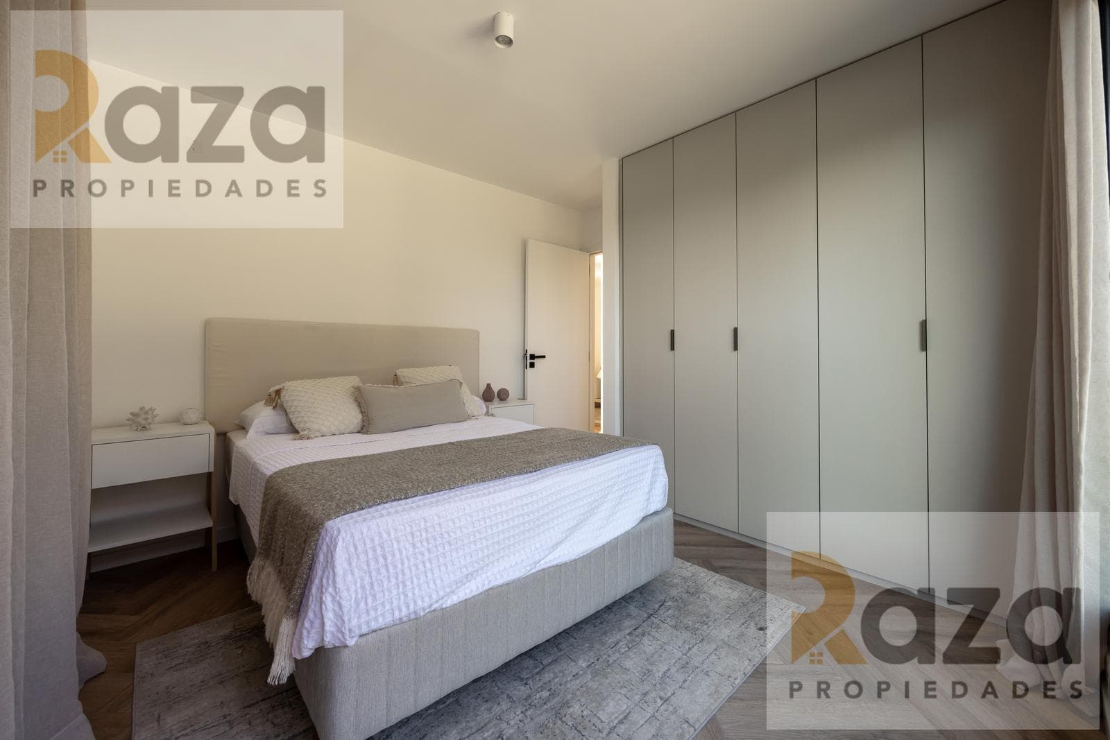 3-Bedroom Apartment for Sale in Barra de Carrasco