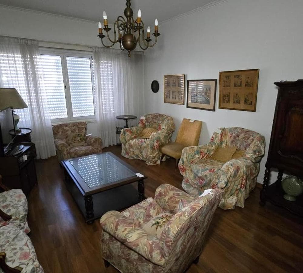 3-ROOM APARTMENT FOR SALE WITH SERVICE QUARTERS