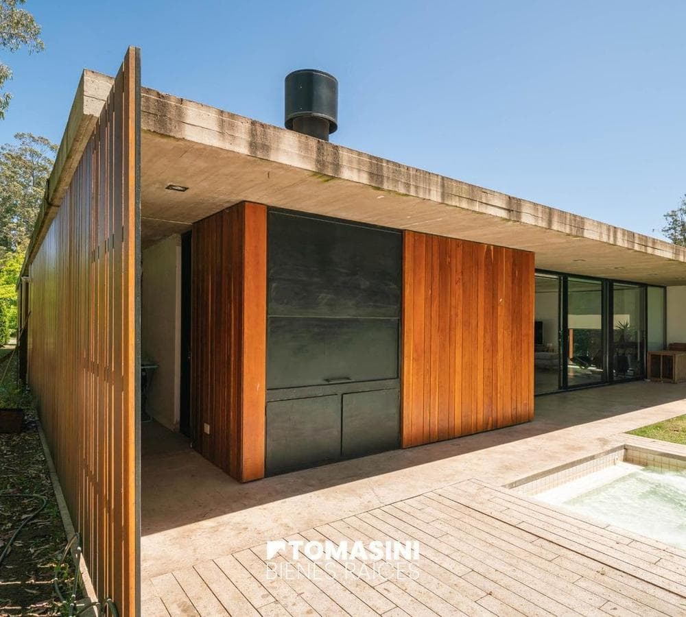4-ROOM HOUSE IN ARENAS DEL SUR