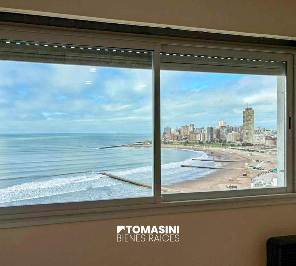 1 ROOM WITH A PANORAMIC VIEW OF THE SEA