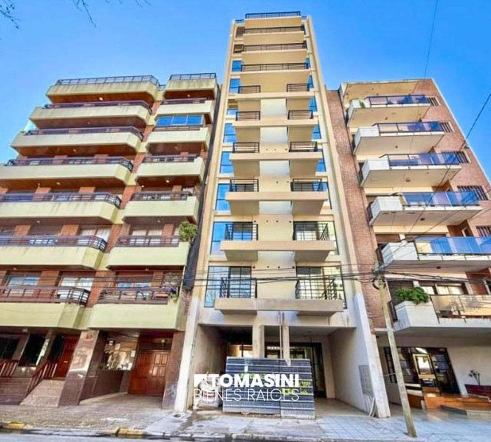 BRAND-NEW STUDIO APARTMENT WITH A BALCONY
