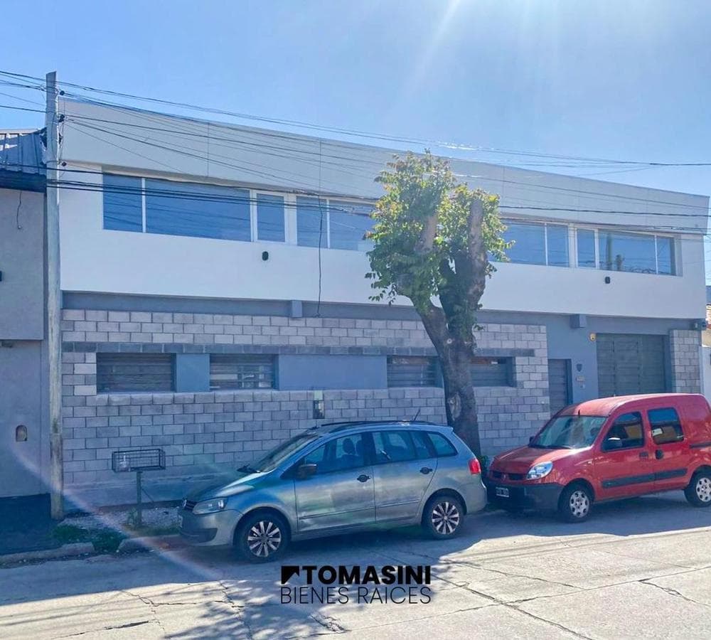 OFFICE + WAREHOUSE SPANNING TWO LOTS