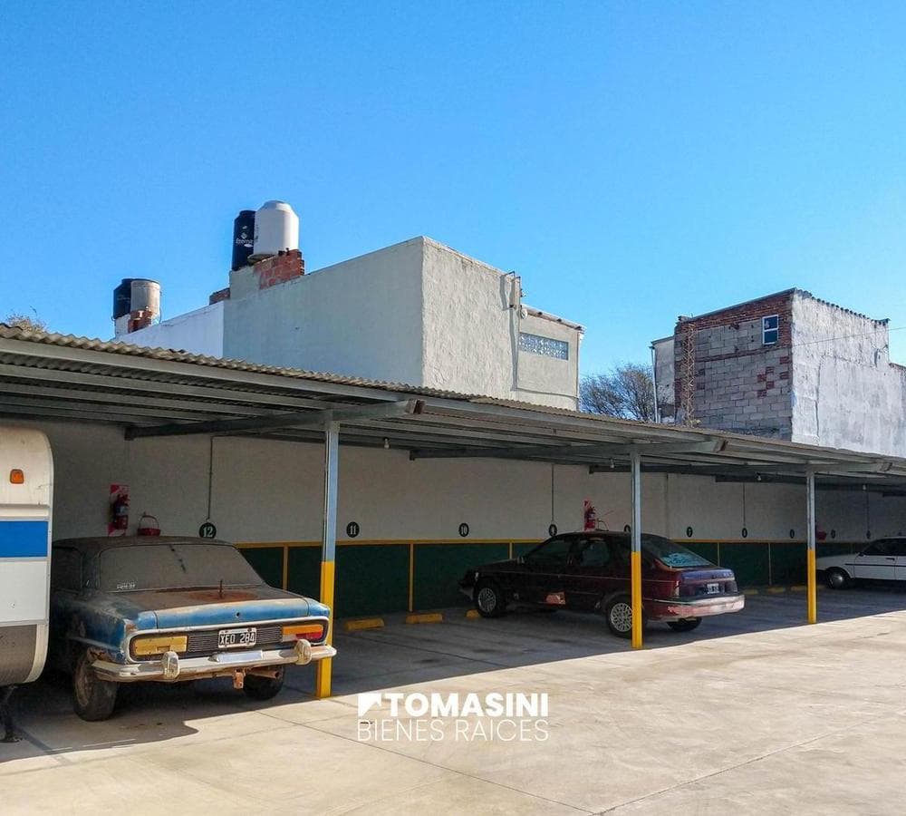 Garages for sale in an excellent location