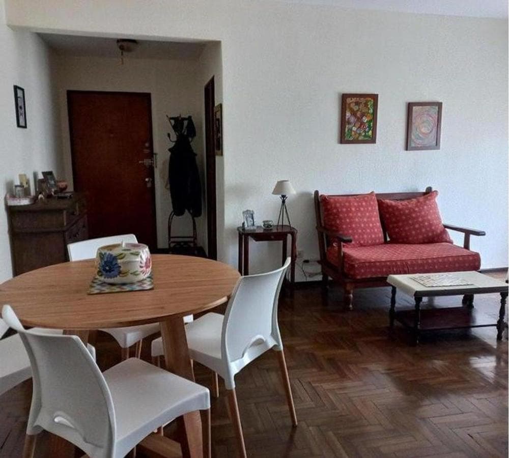 THREE-ROOM APARTMENT WITH A BALCONY FACING THE STREET