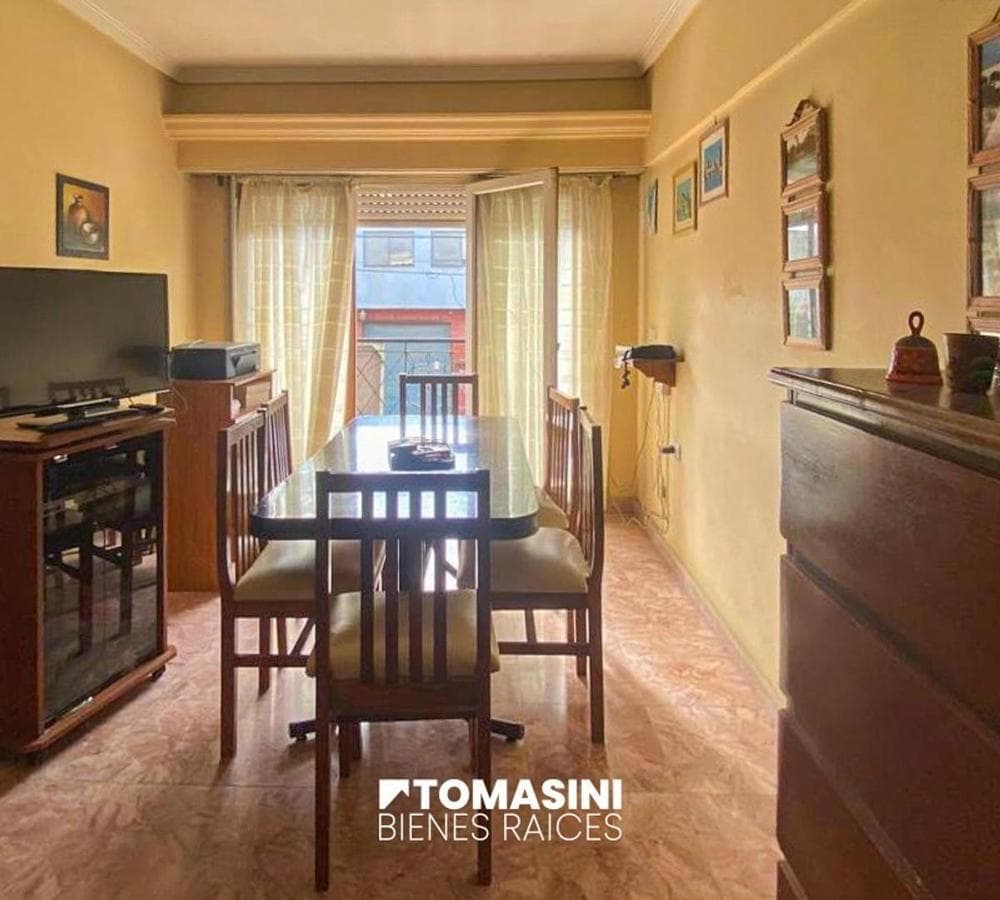 A THREE-ROOM HOUSE BUT A TWO-ROOM APARTMENT