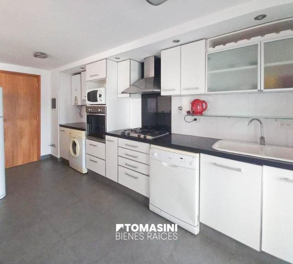 2-ROOM APARTMENT ON THE BEACHFRONT + GARAGE