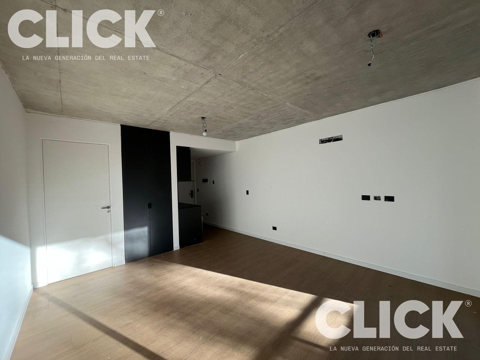Brand-new one-room apartment for sale.