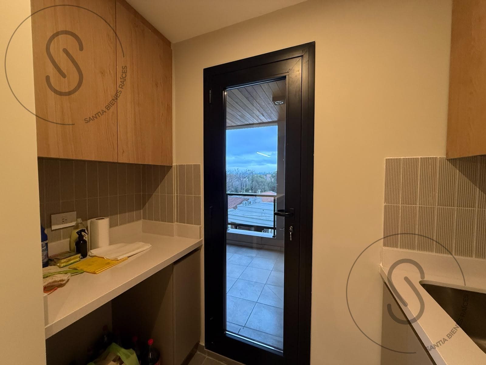 2-BEDROOM APARTMENT FOR SALE WITH GARAGE AND STORAGE ROOM IN FRONDA