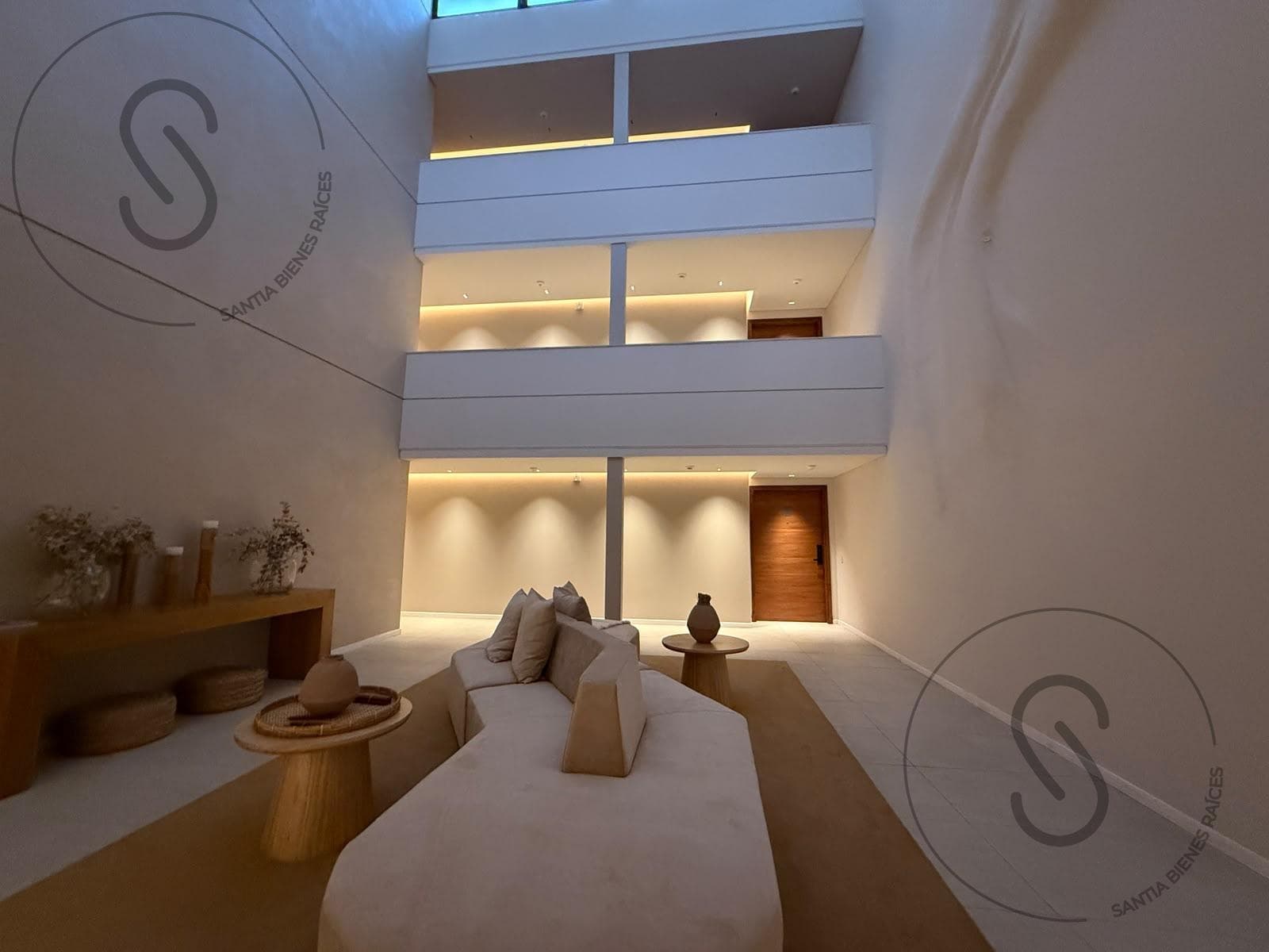 2-BEDROOM APARTMENT FOR SALE WITH GARAGE AND STORAGE ROOM IN FRONDA