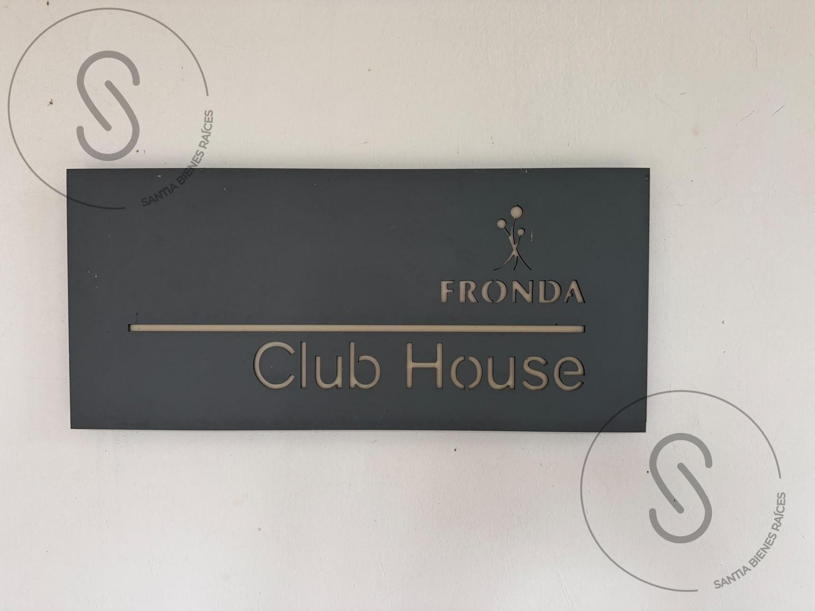 2-BEDROOM APARTMENT FOR SALE WITH GARAGE AND STORAGE ROOM IN FRONDA
