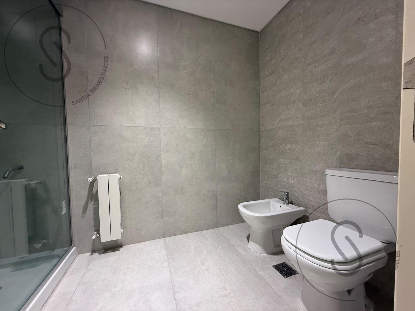 2-BEDROOM APARTMENT FOR SALE WITH GARAGE AND STORAGE ROOM IN FRONDA