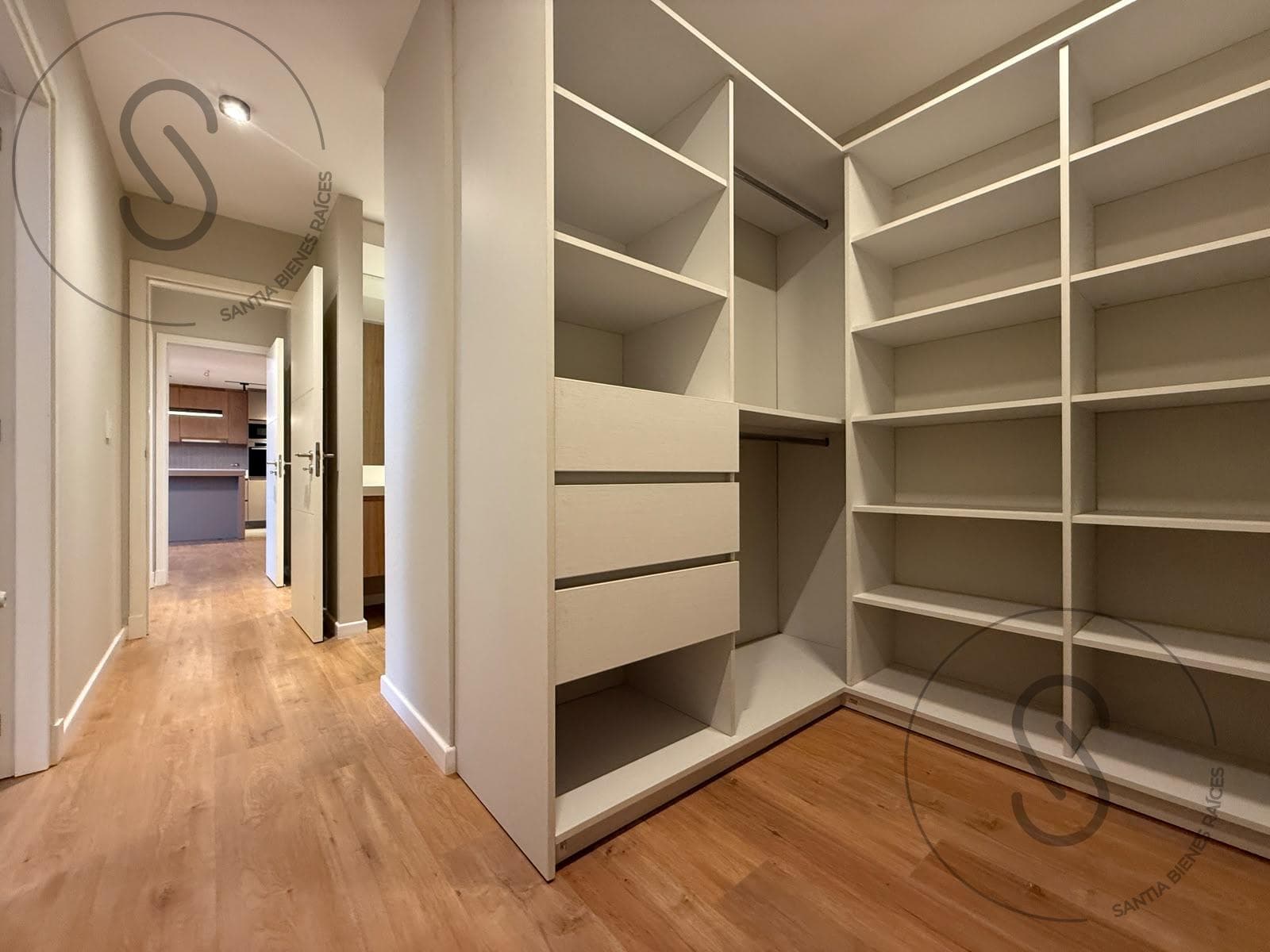 2-BEDROOM APARTMENT FOR SALE WITH GARAGE AND STORAGE ROOM IN FRONDA