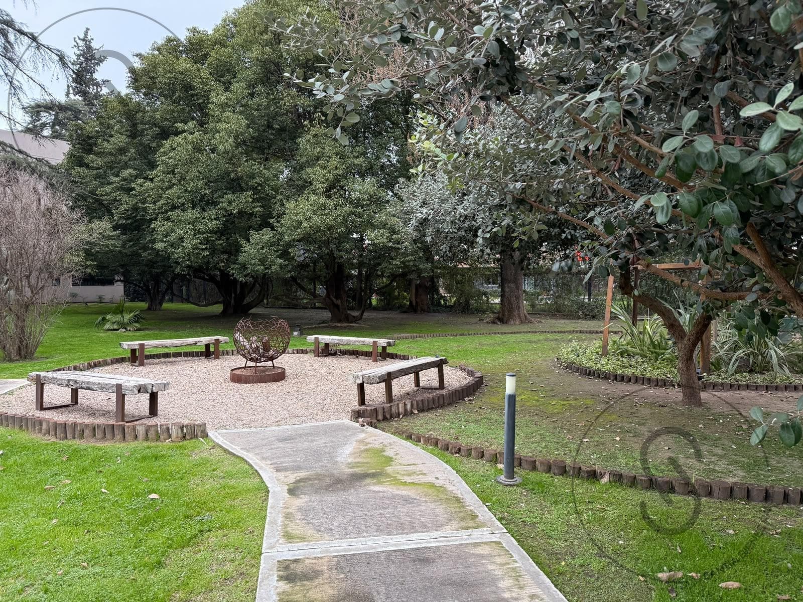 2-BEDROOM APARTMENT FOR SALE WITH GARAGE AND STORAGE ROOM IN FRONDA