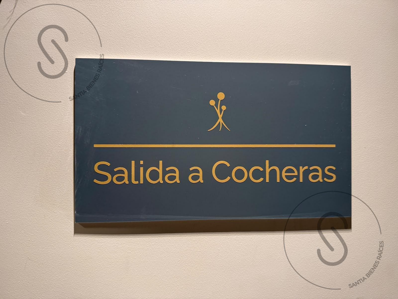 2-BEDROOM APARTMENT FOR SALE WITH GARAGE AND STORAGE ROOM IN FRONDA