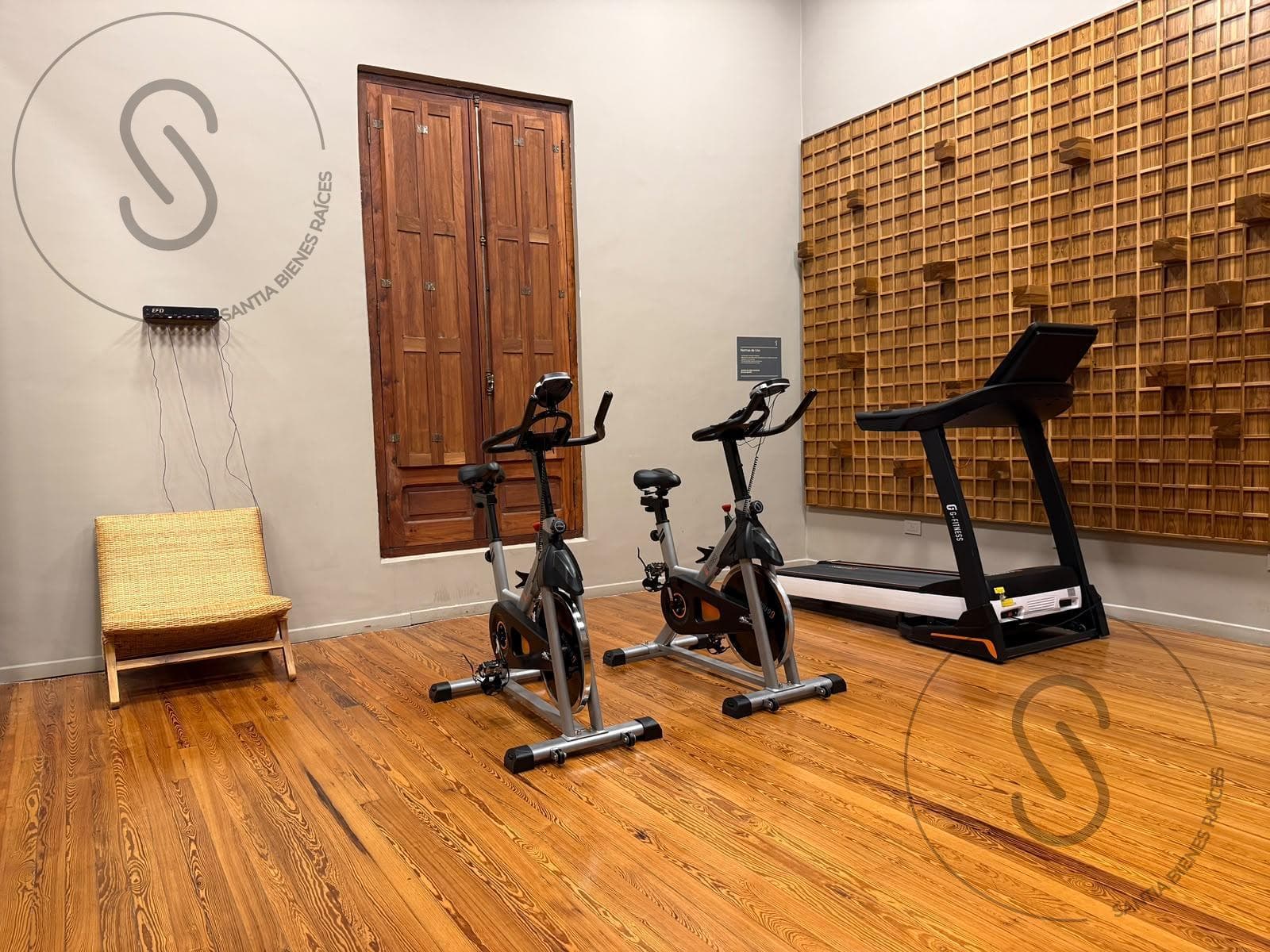 2-BEDROOM APARTMENT FOR SALE WITH GARAGE AND STORAGE ROOM IN FRONDA