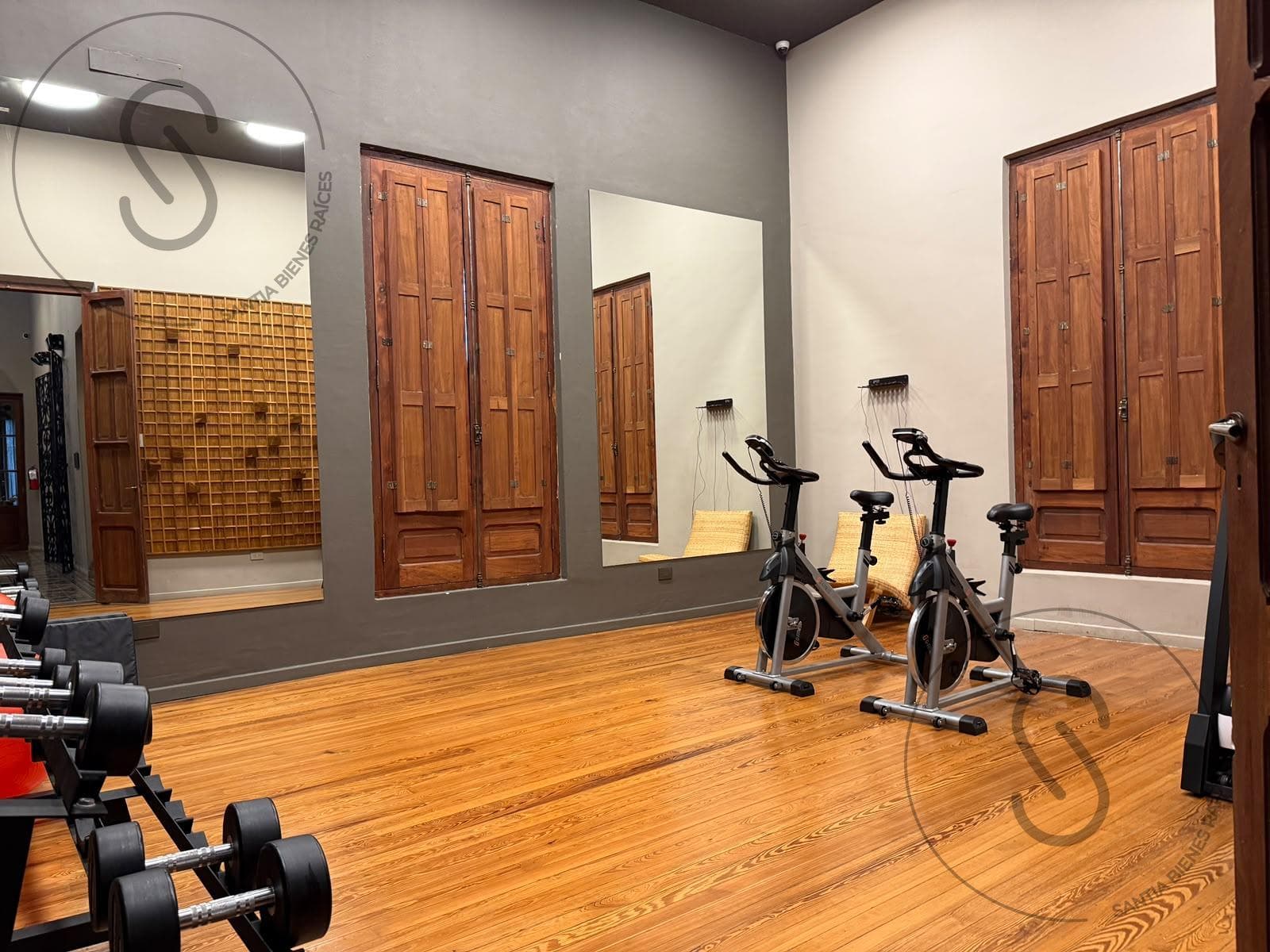 2-BEDROOM APARTMENT FOR SALE WITH GARAGE AND STORAGE ROOM IN FRONDA