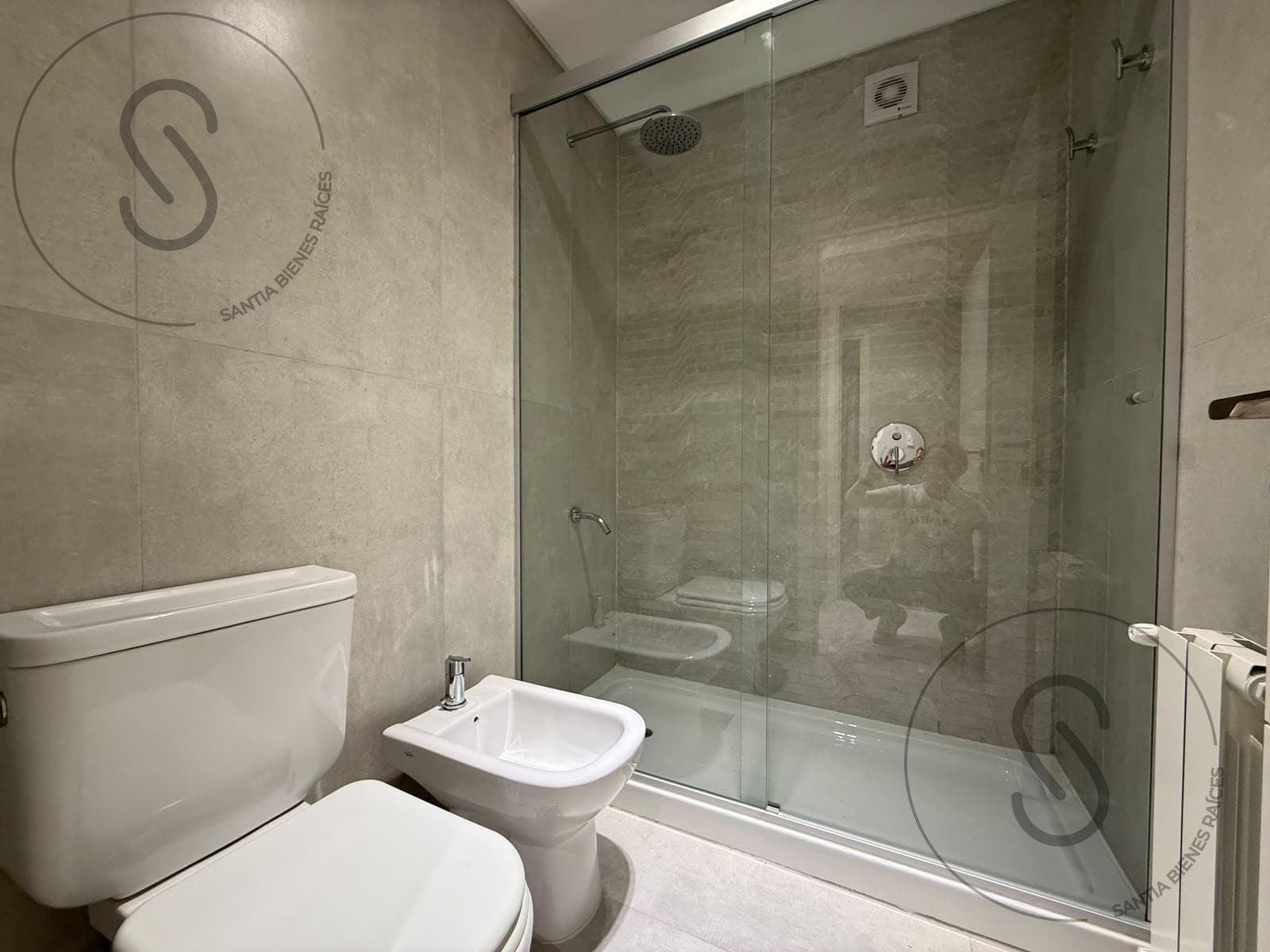 2-BEDROOM APARTMENT FOR SALE WITH GARAGE AND STORAGE ROOM IN FRONDA