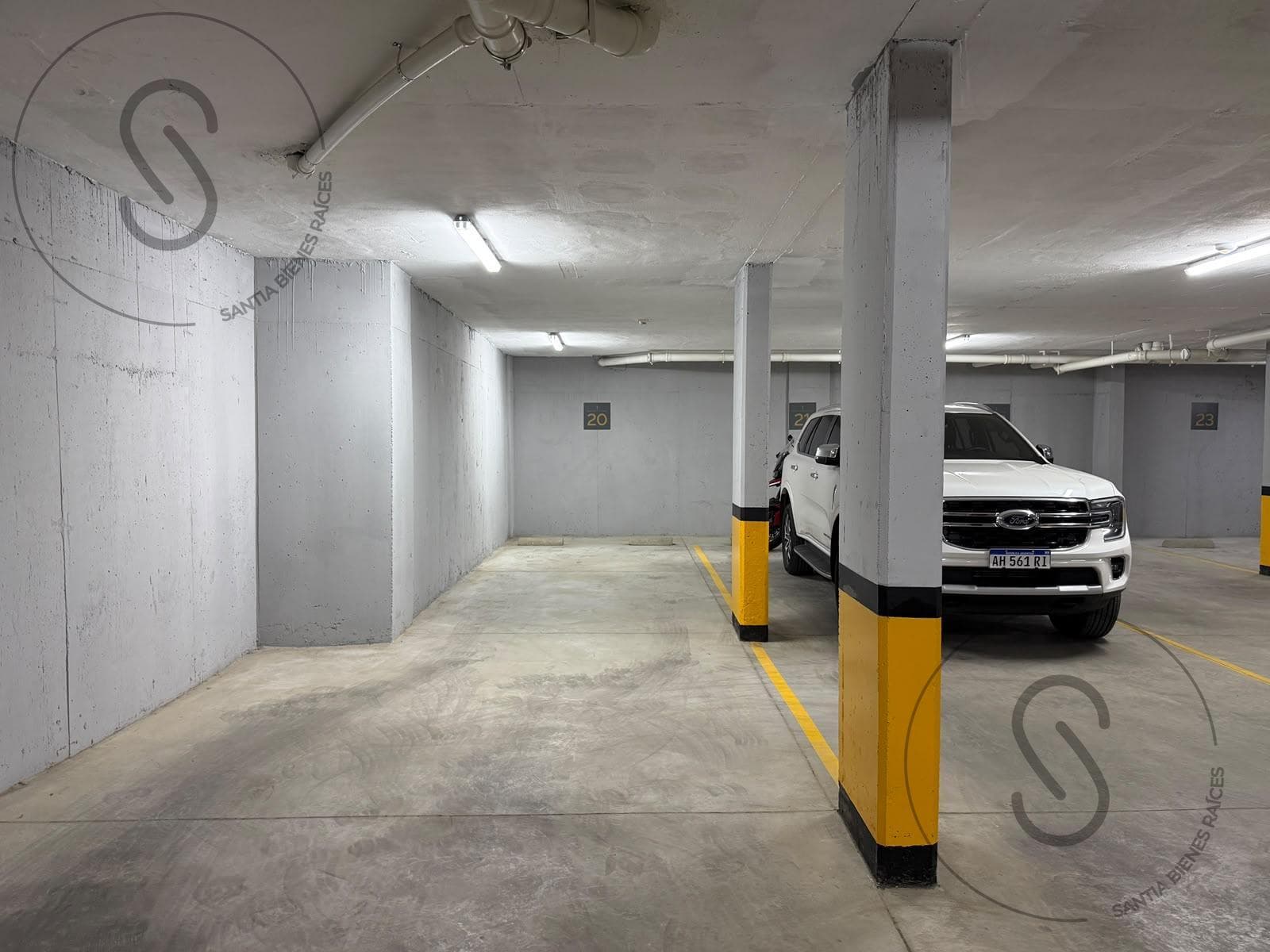 2-BEDROOM APARTMENT FOR SALE WITH GARAGE AND STORAGE ROOM IN FRONDA