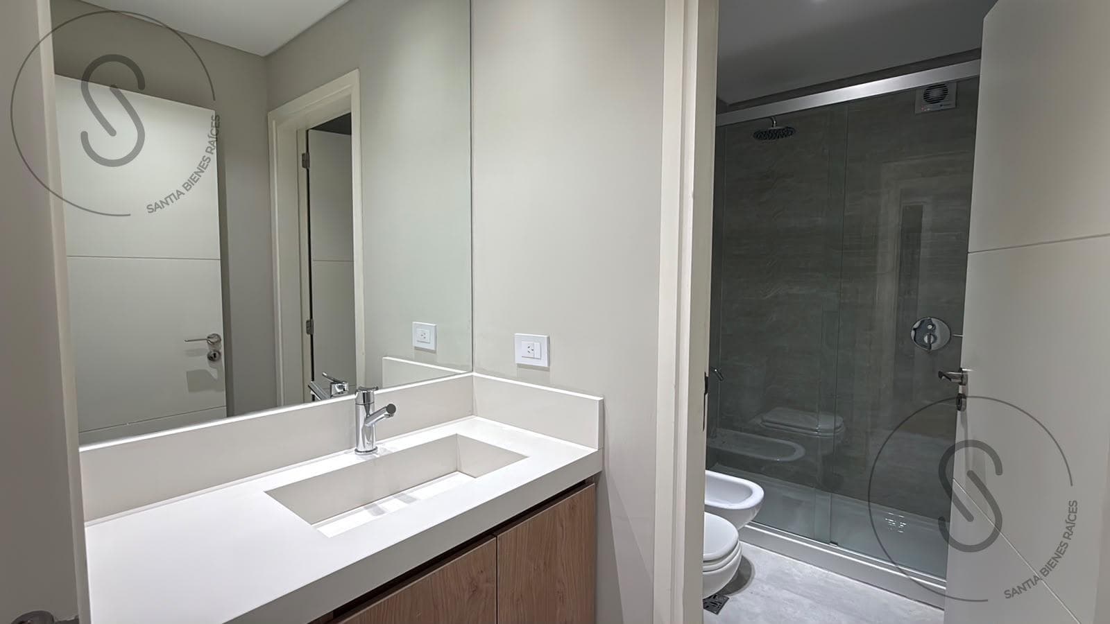 2-BEDROOM APARTMENT FOR SALE WITH GARAGE AND STORAGE ROOM IN FRONDA