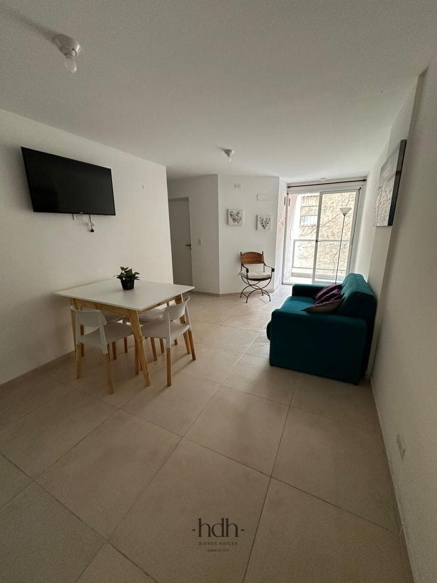 1-bedroom, 1-bathroom apartment for sale in Cofico with a pool