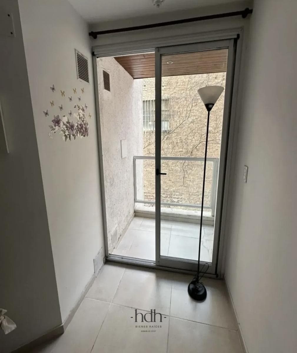 1-bedroom, 1-bathroom apartment for sale in Cofico with a pool