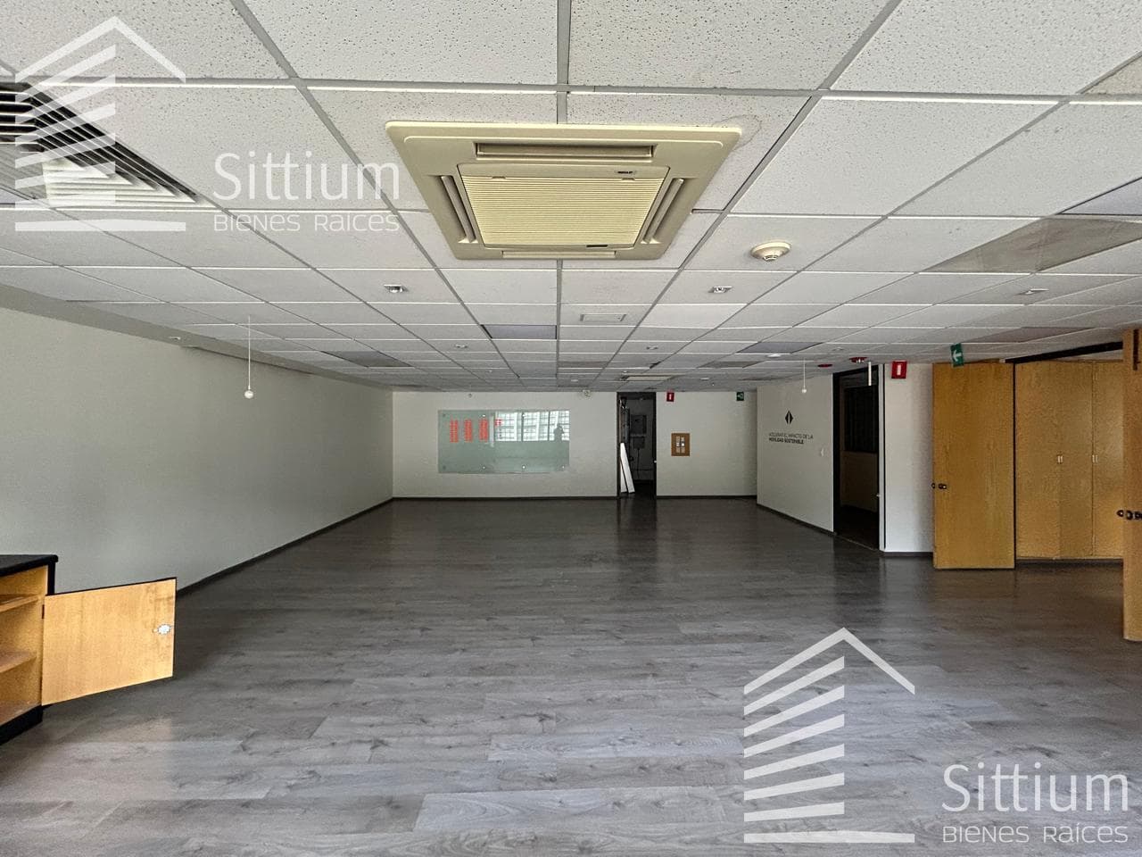 Office for Rent - National Army - 6th Floor - 857 m²