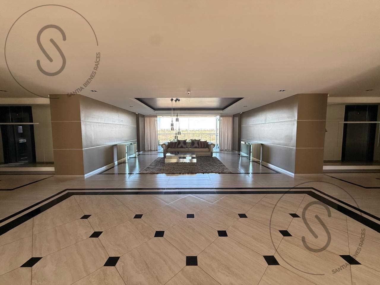 2-BEDROOM APARTMENT FOR RENT IN CHATEAU VILLAGE
