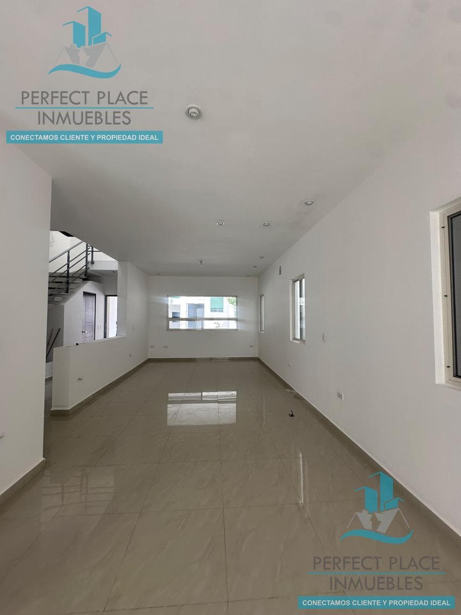 HOUSE FOR SALE IN LA ENCOMIENDA, VENDIMIA AREA