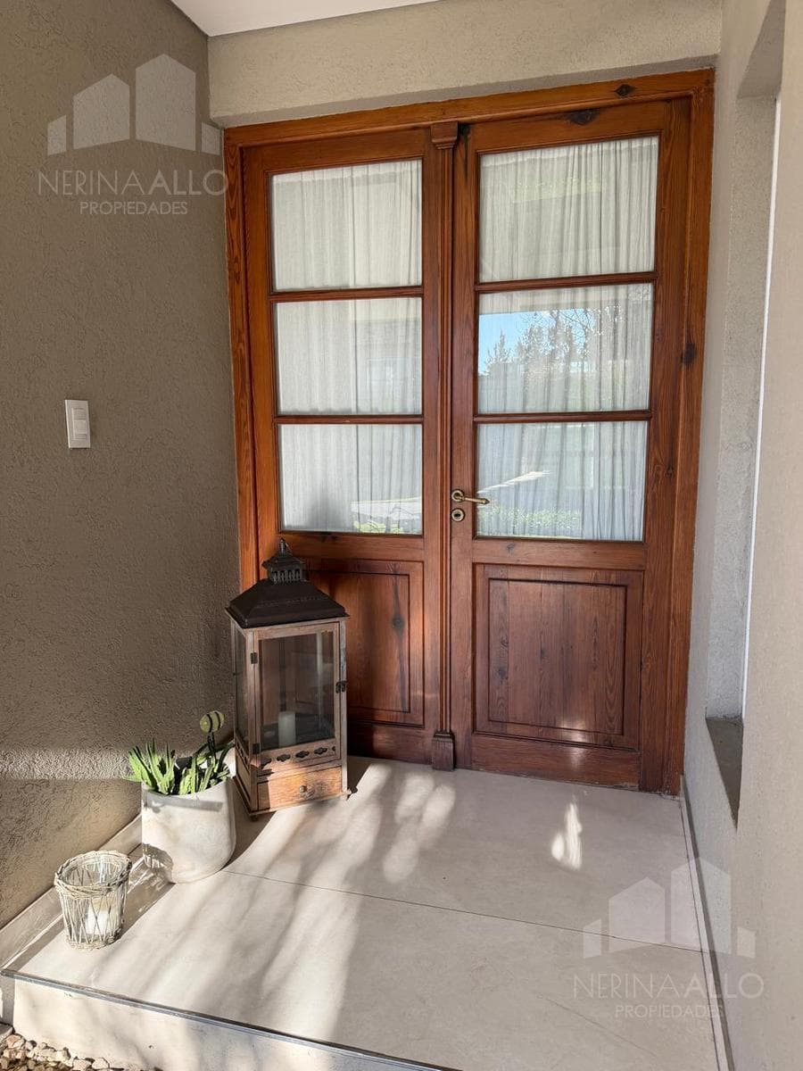4-Room House for Sale, Eligible for Mortgage, in the Altos Del Sol Neighborhood, Parque Leloir, Ituzaingo Norte