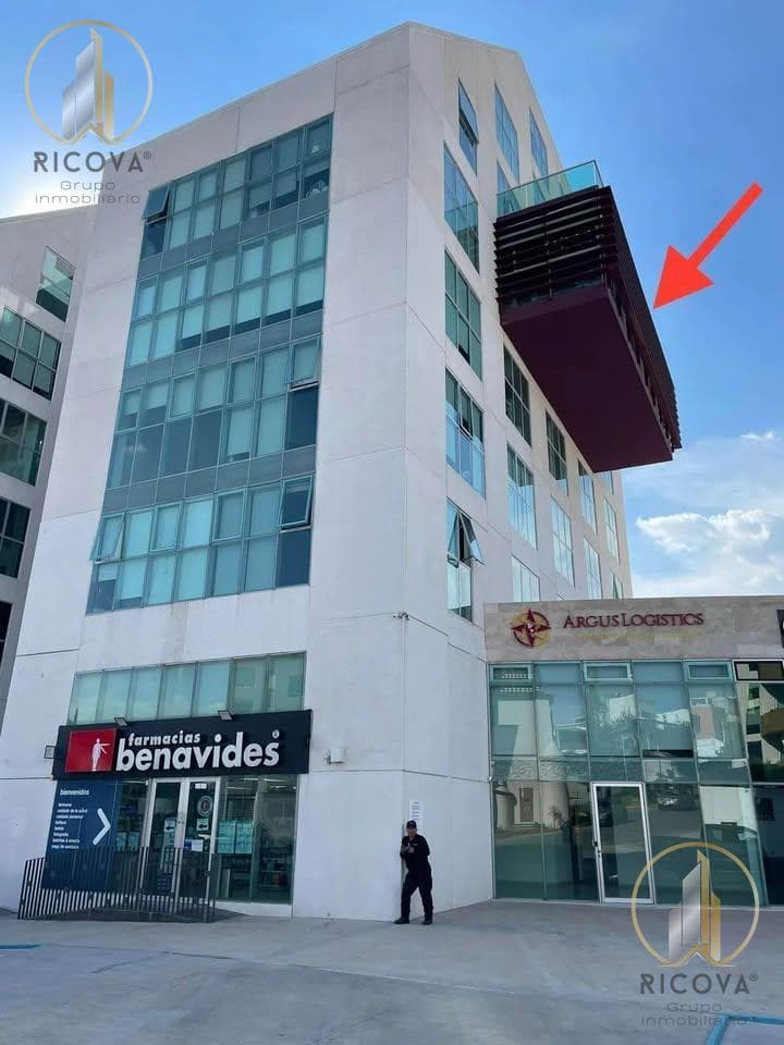 Office for Sale with a Private Terrace in Milenio III