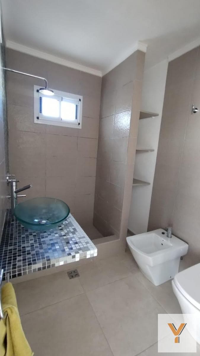 Apartment for Sale - 2 Bedrooms, 1 Bathroom - 90 m² - La Plata