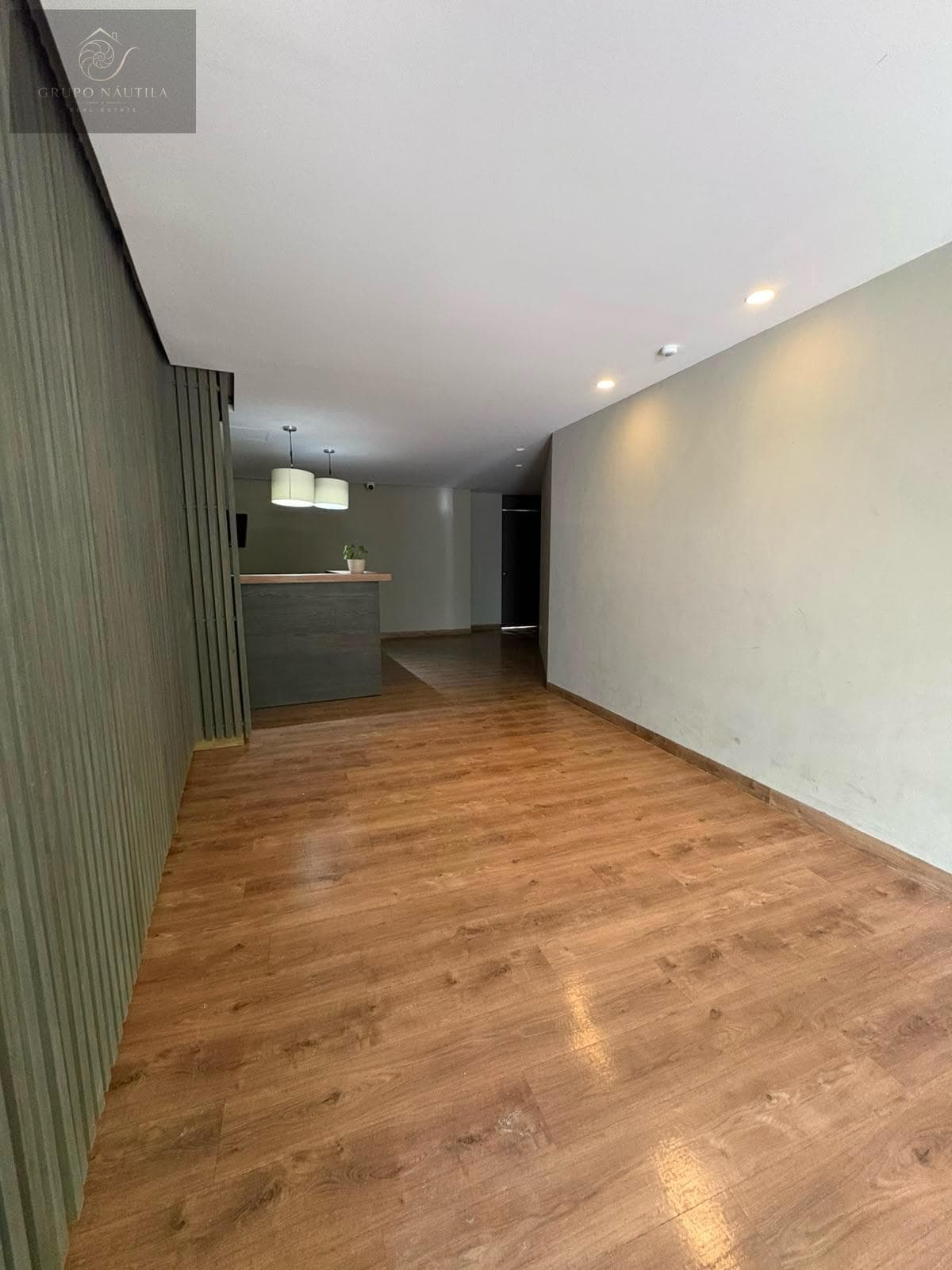 Apartment - Del Valle