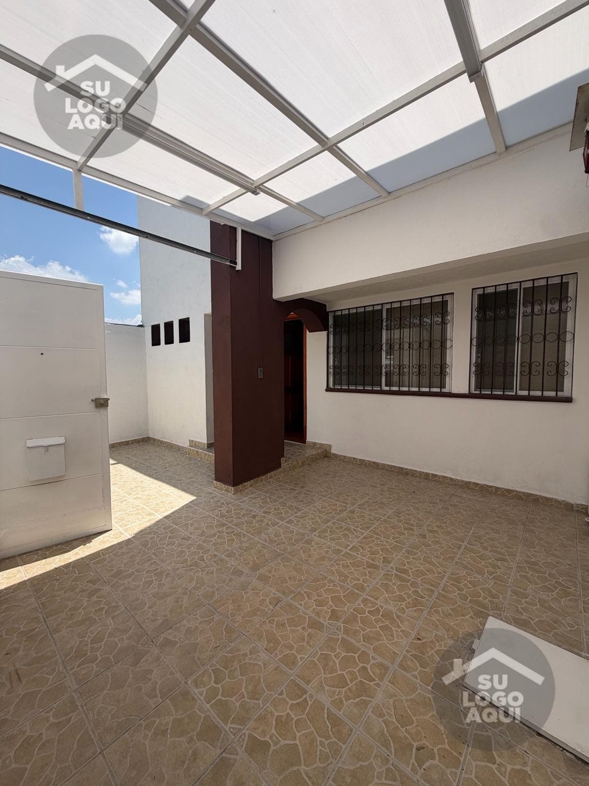 House - Lomas del Marqués