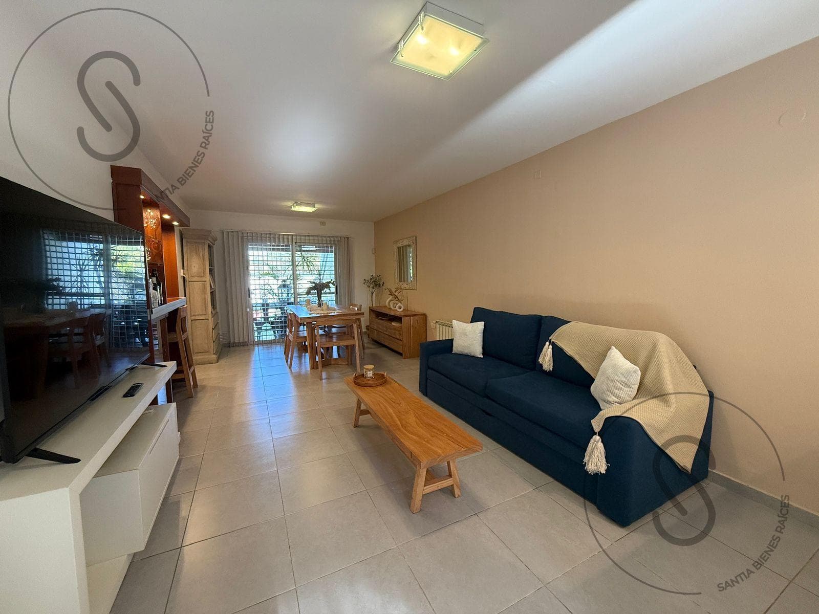 3-Bedroom Duplex House with Patio in Arguello