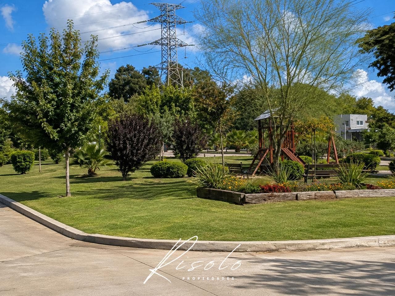 BRAND-NEW - TOWNHOUSE - 3 BEDROOMS - SPRING PARK – PILAR