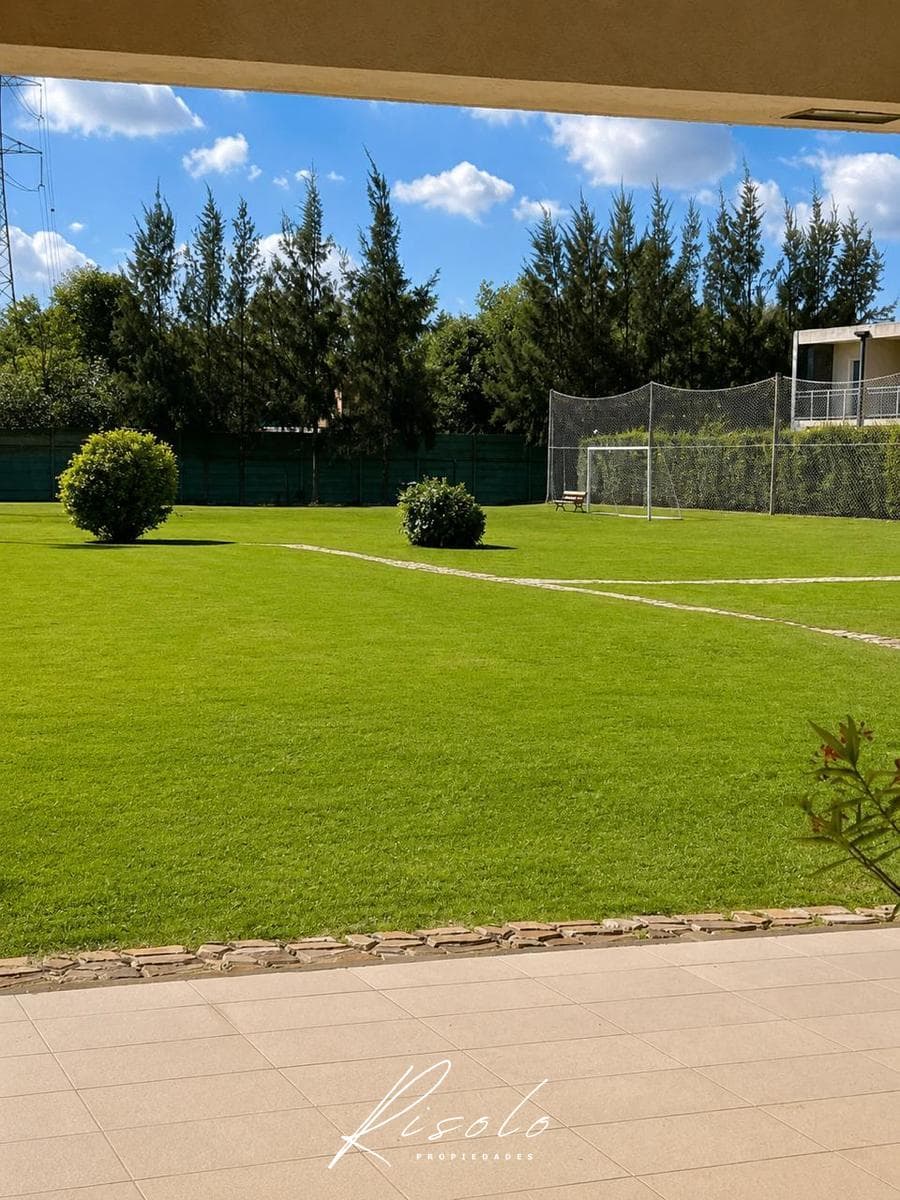 BRAND-NEW - TOWNHOUSE - 3 BEDROOMS - SPRING PARK – PILAR