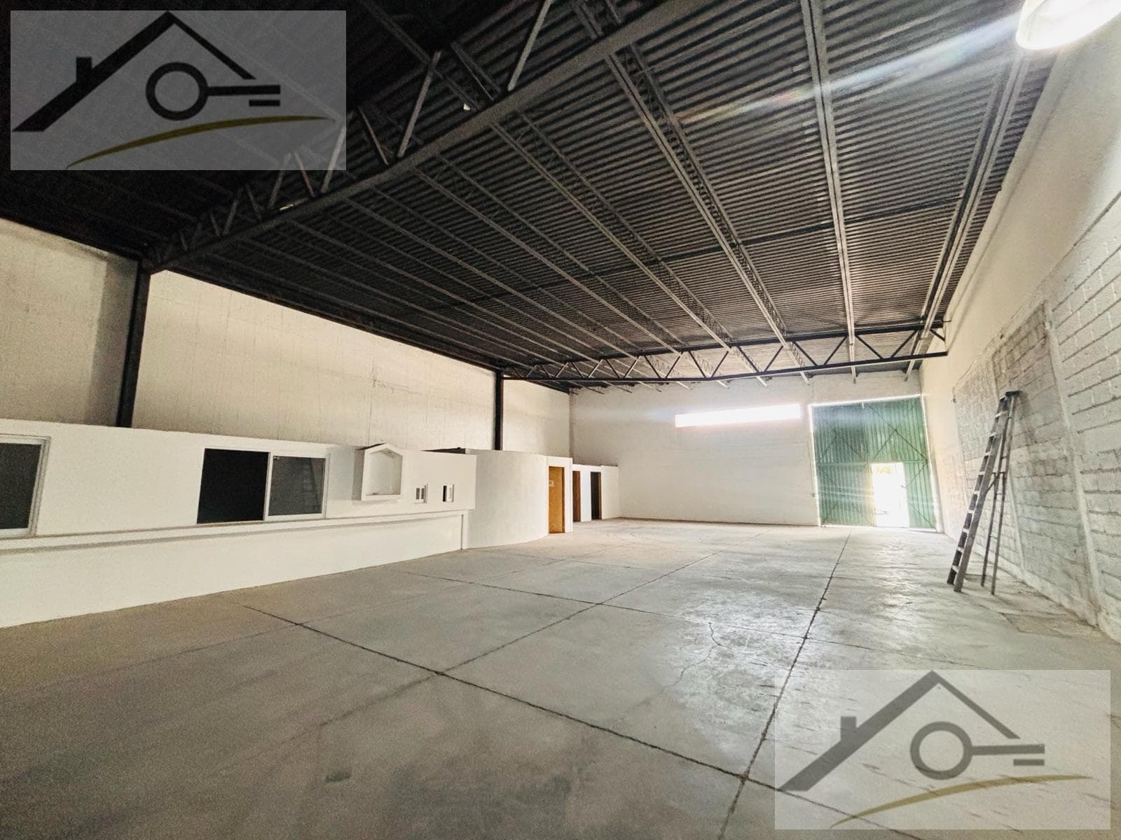 Commercial Warehouse for Rent—on Tollocan Ave., Toluca, with Quick Access to Mexico City