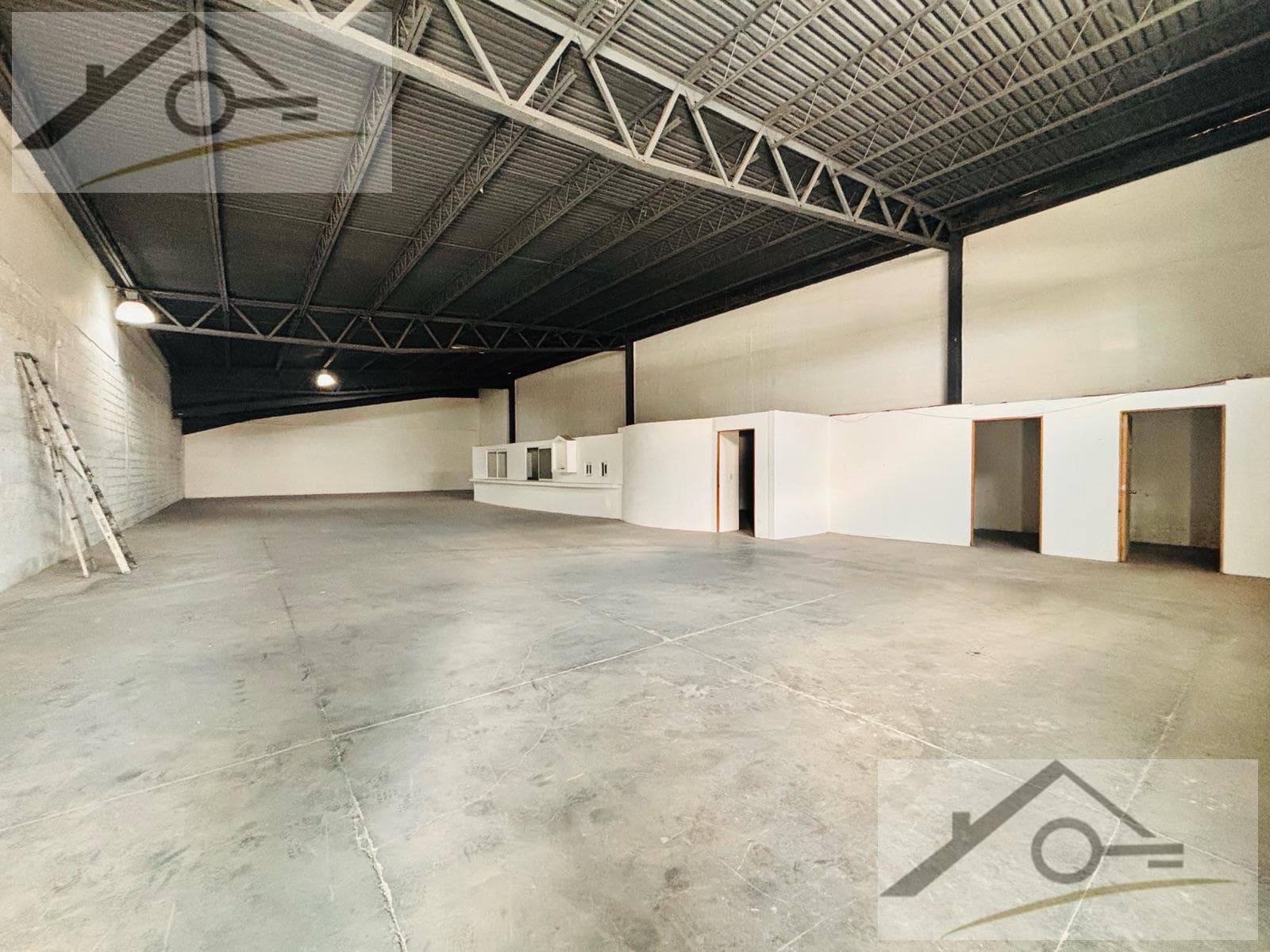 Commercial Warehouse for Rent—on Tollocan Ave., Toluca, with Quick Access to Mexico City