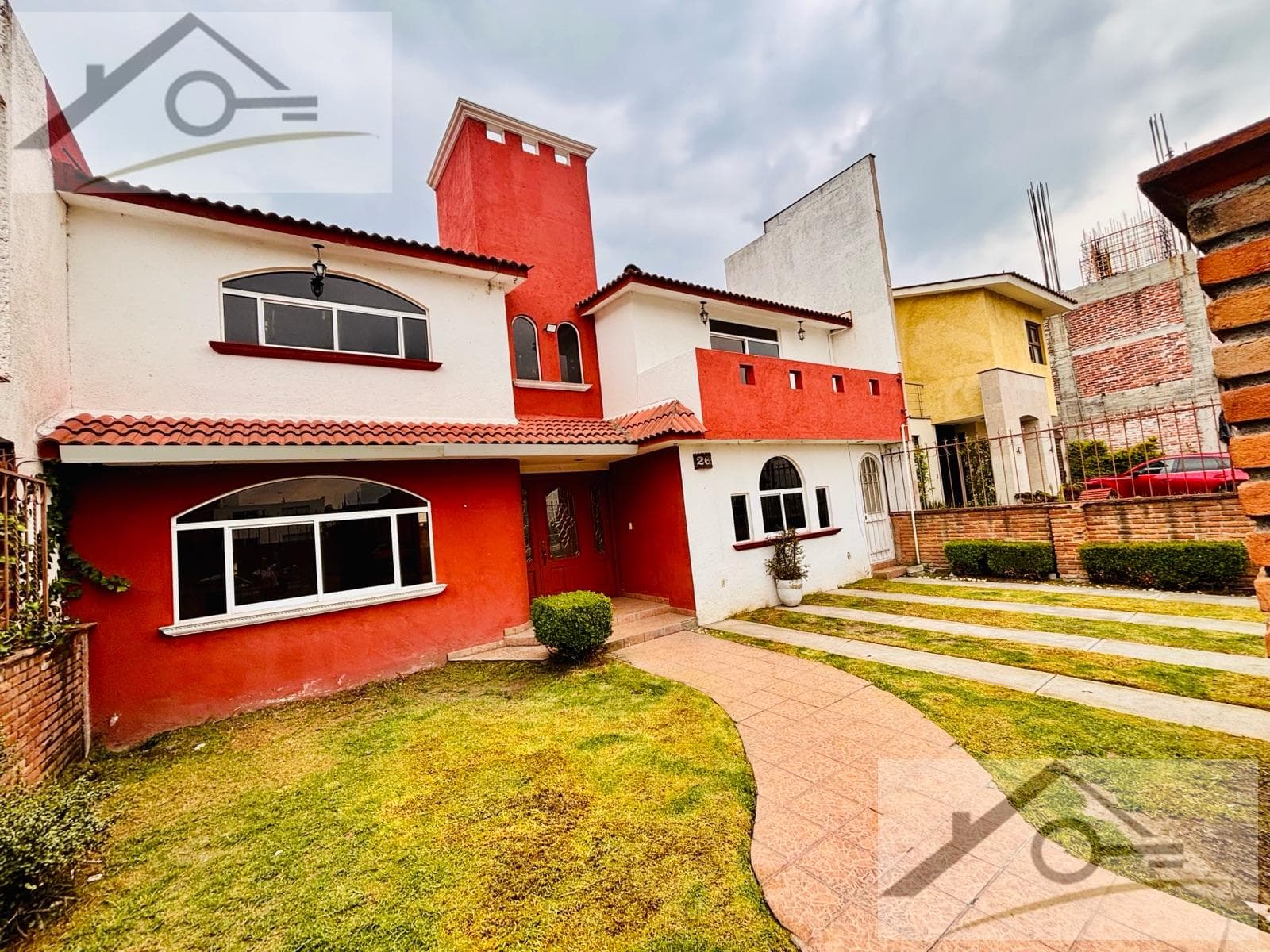 House for rent in Hacienda San José Toluca, near Miguel Alemán Avenue.